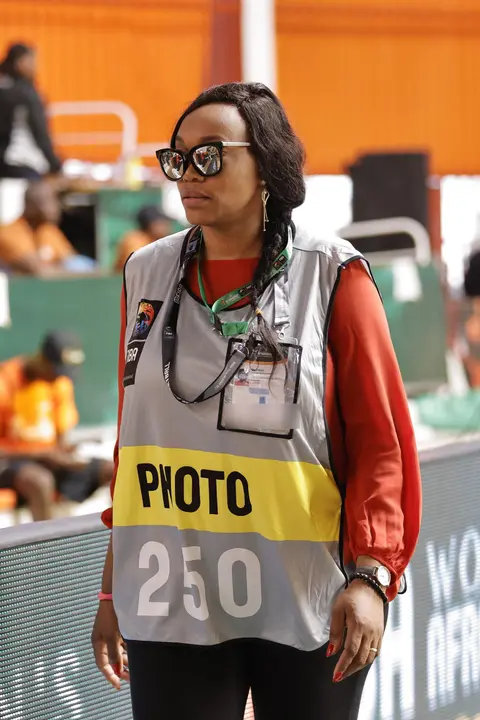 La Lionne de la photographie, accréditée FIBA.